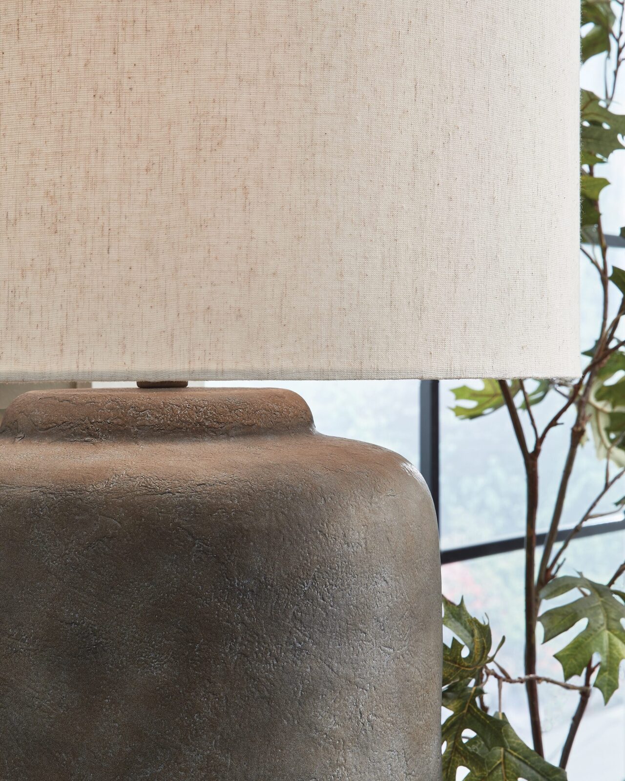 Zandophen - Metal Table Lamp - Antique Gray - Image 3