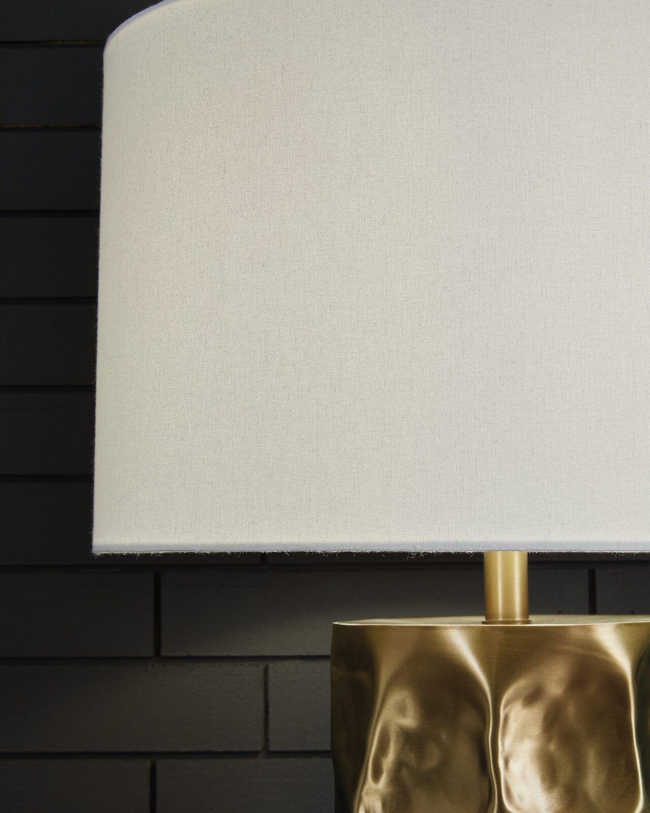Marshawn - Metal Table Lamp - Gold Finish - Image 3