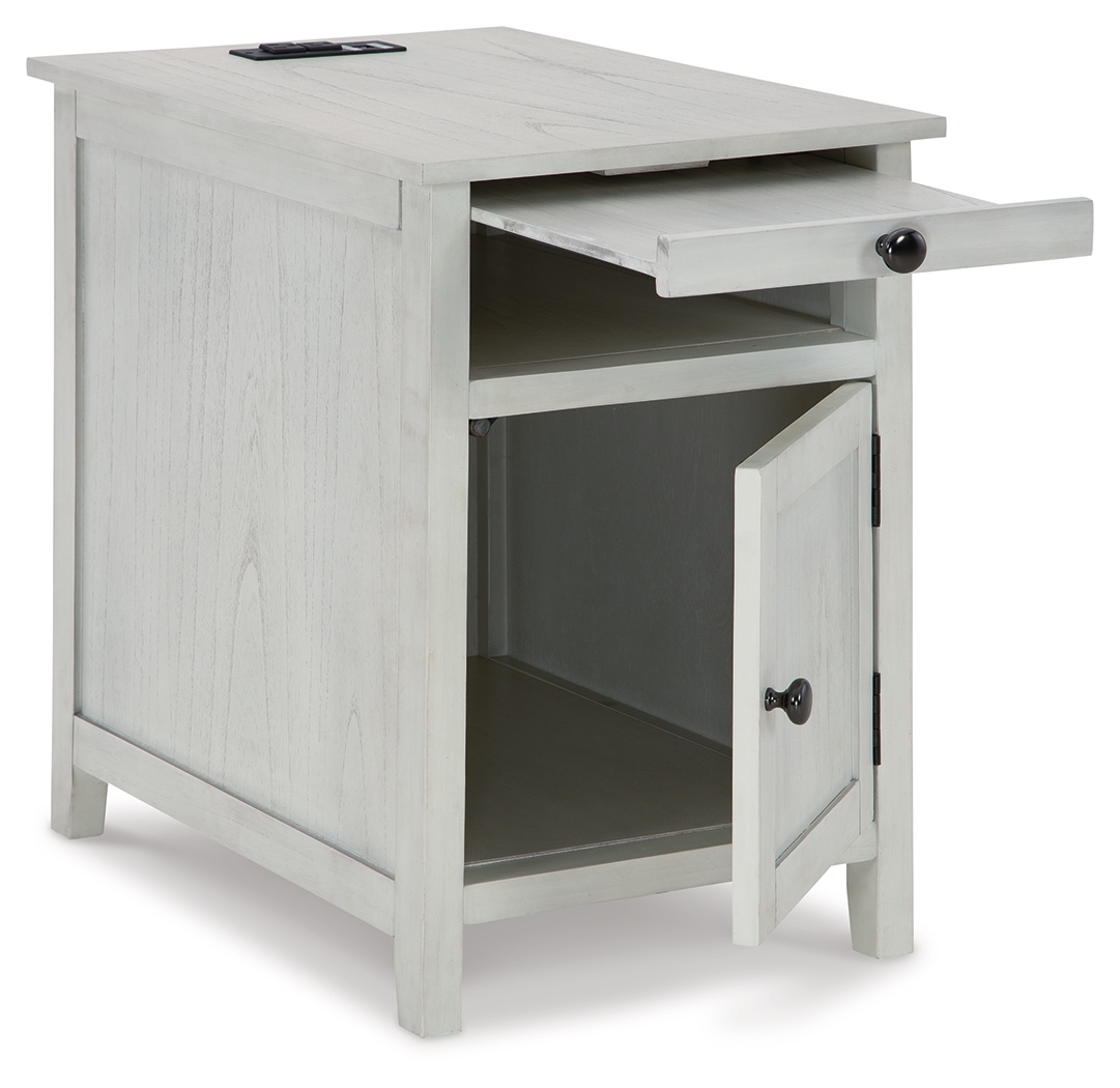 Treytown - Chair Side End Table - Image 17