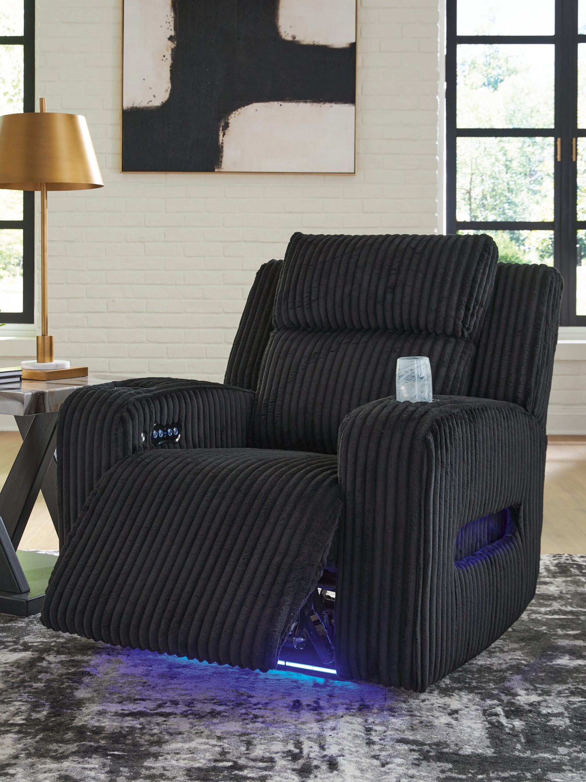 Forest Lake - Recliner With Adj Headrest - Image 7