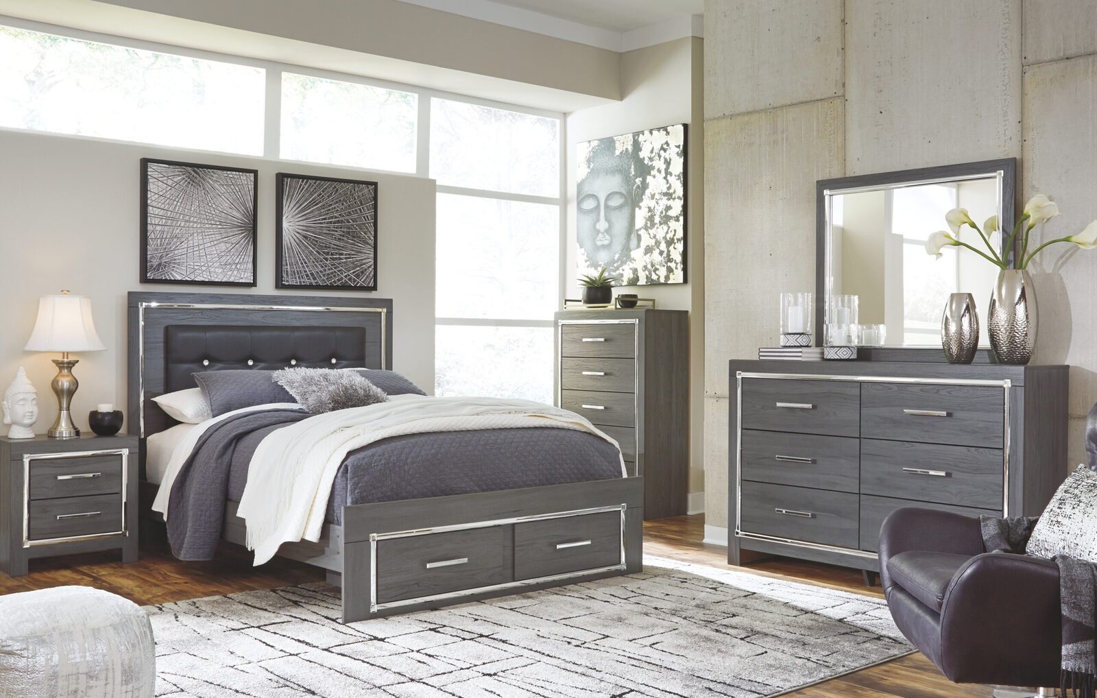 Lodanna - Panel Bed - Image 9