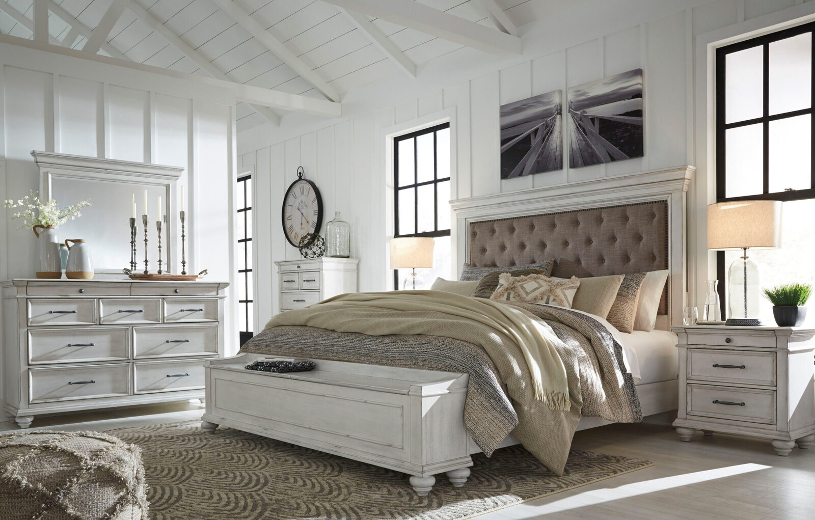 Kanwyn - Upholstered Panel Bed - Image 4