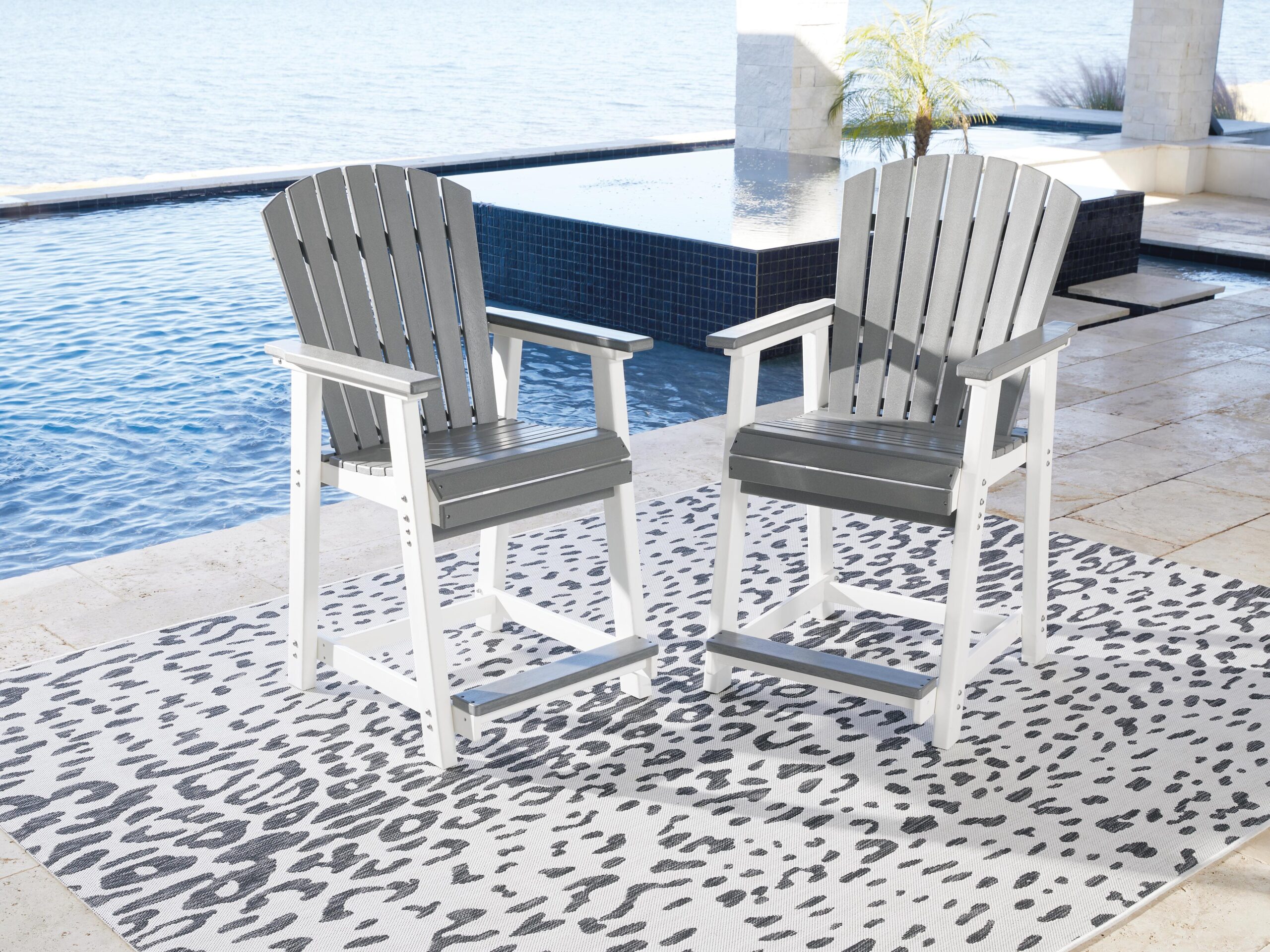Transville - Barstool (Set of 2) - Gray / White - Image 2
