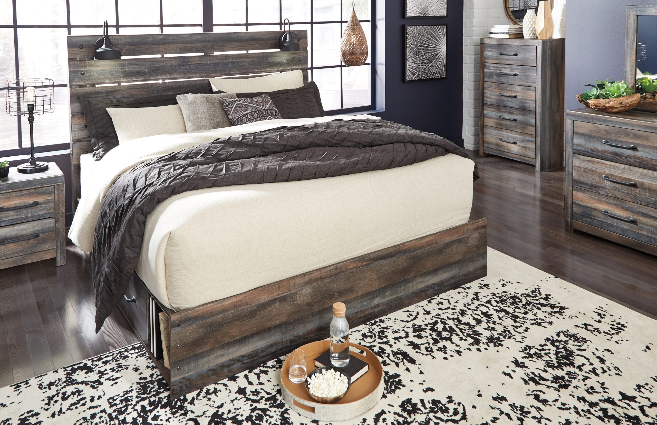 Drystan - Panel Bed - Image 19