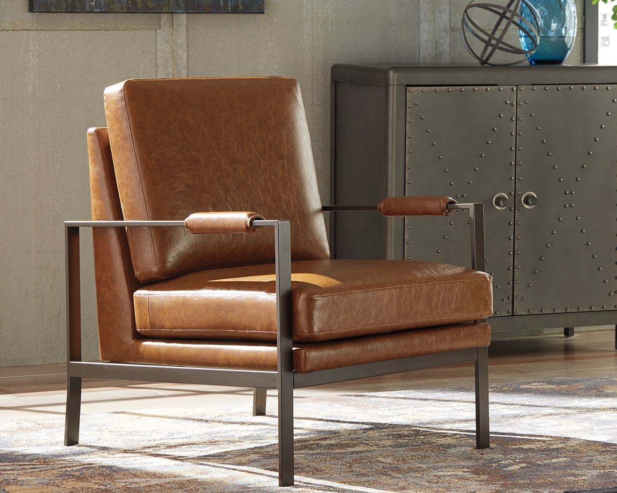 Peacemaker - Accent Chair - Brown - Image 2