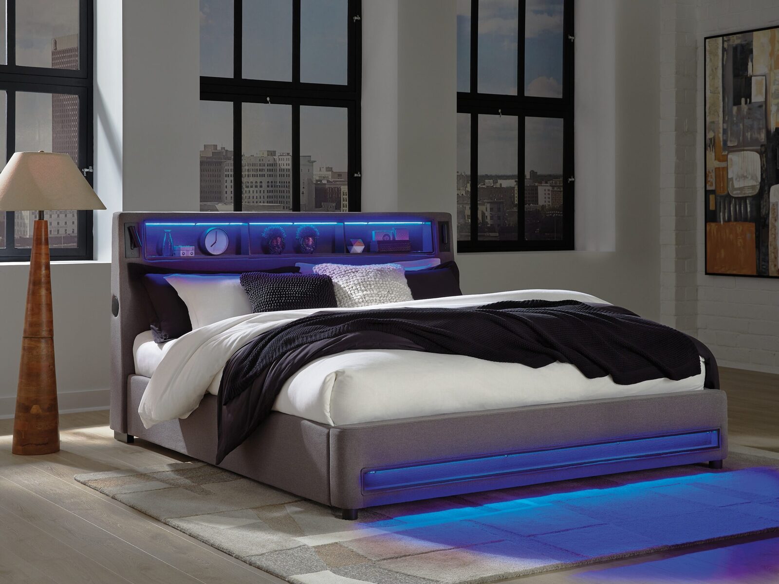 Verishaw - Upholstered Bed - Image 13