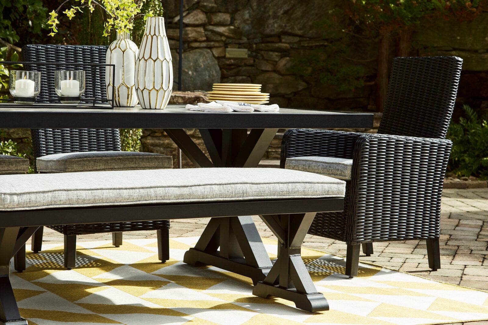 Beachcroft - Rect Dining Table W/Umb Opt - Image 9