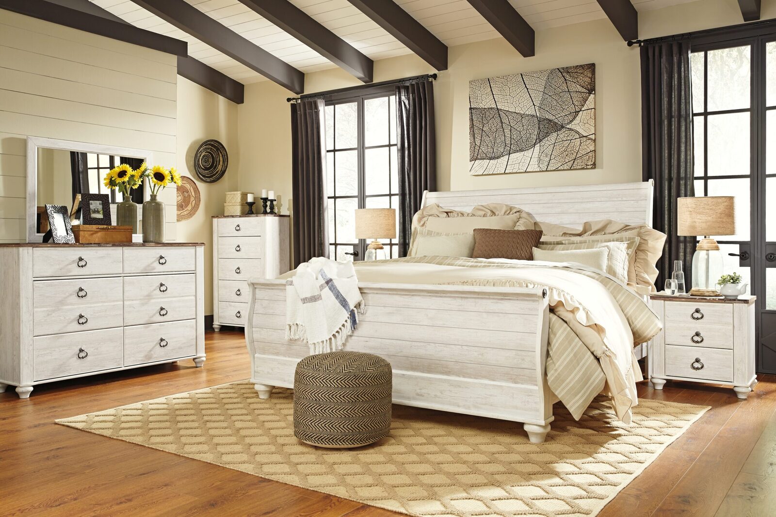 Willowton - Five Drawer Chest - Brown / Beige / White - Image 5