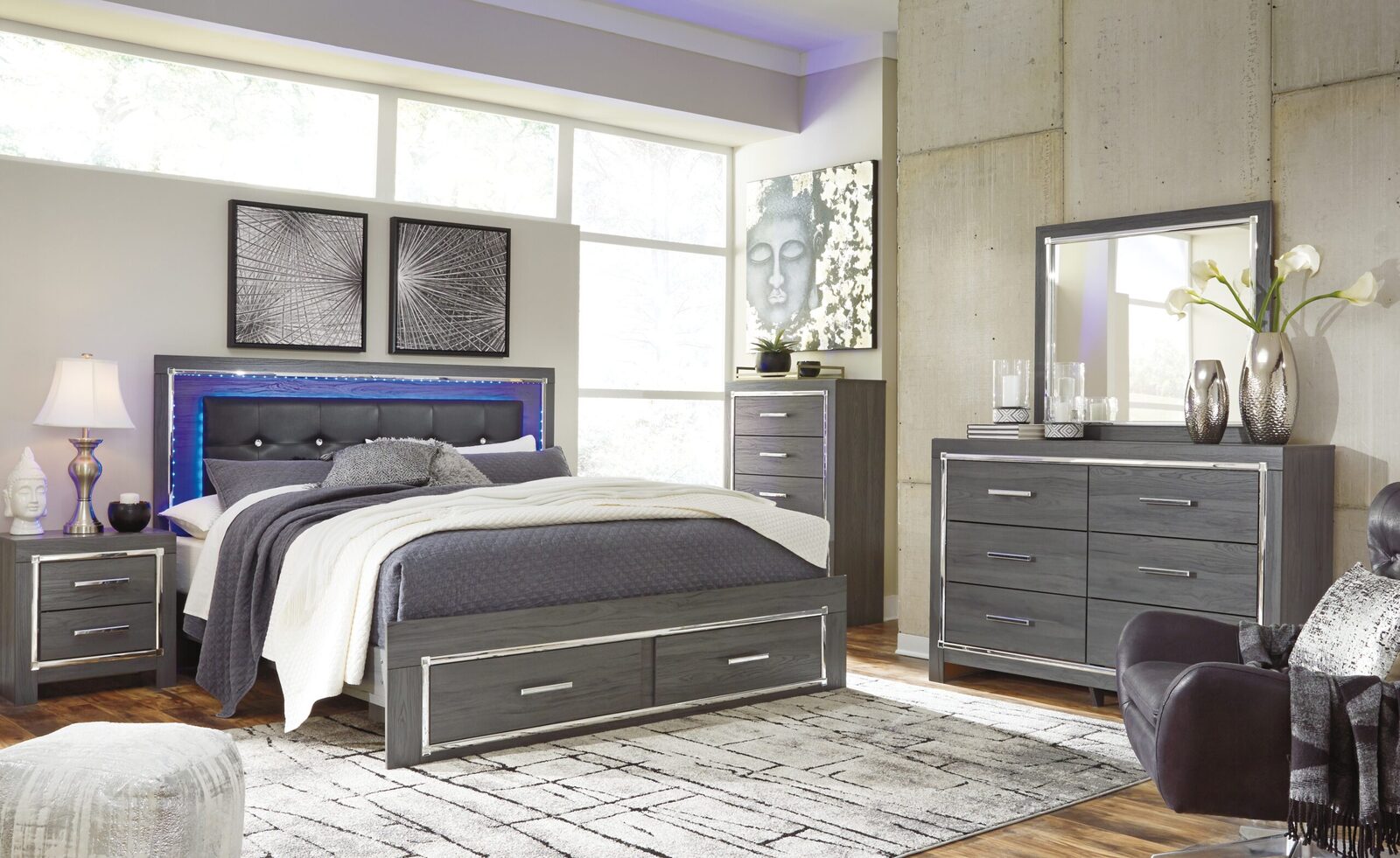 Lodanna - Panel Bedroom Set - Image 4