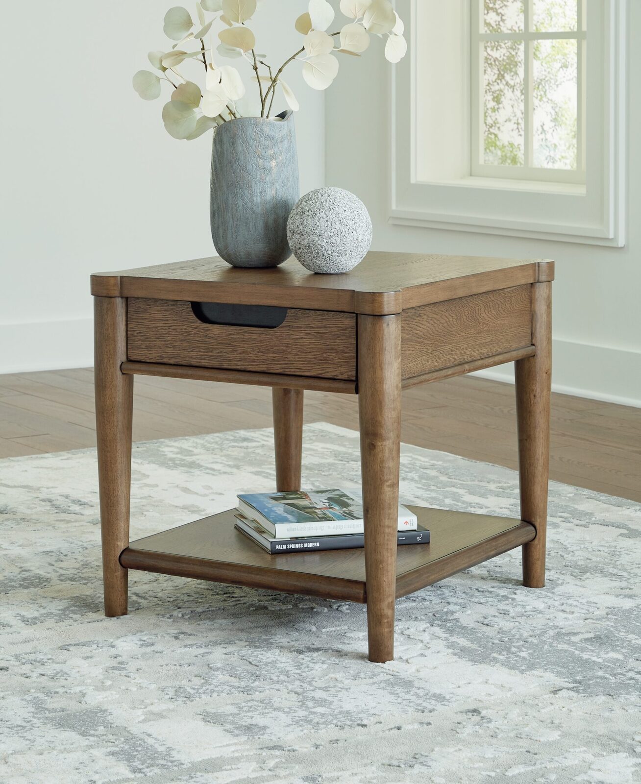 Roanhowe - Rectangular End Table - Brown - Image 2