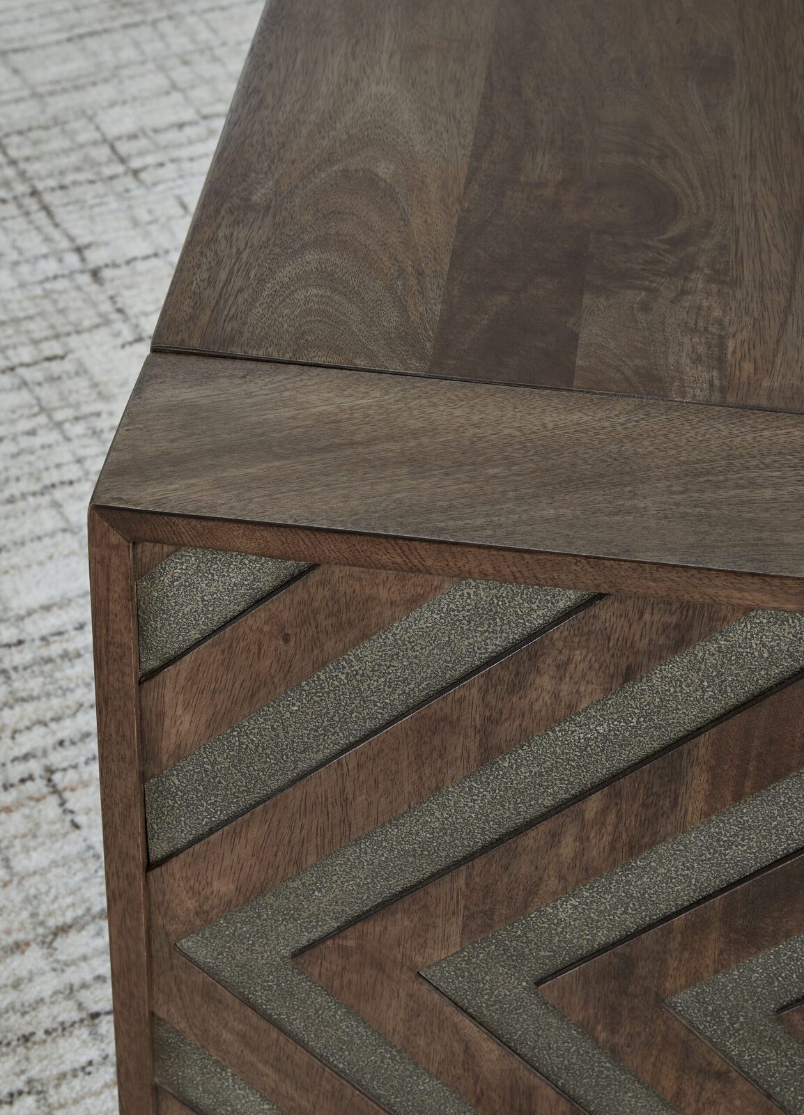 Dreggan - Rectangular Cocktail Table - Brown - Image 5