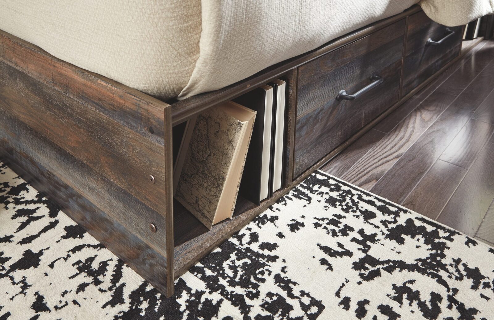 Drystan - Panel Bedroom Set - Image 36