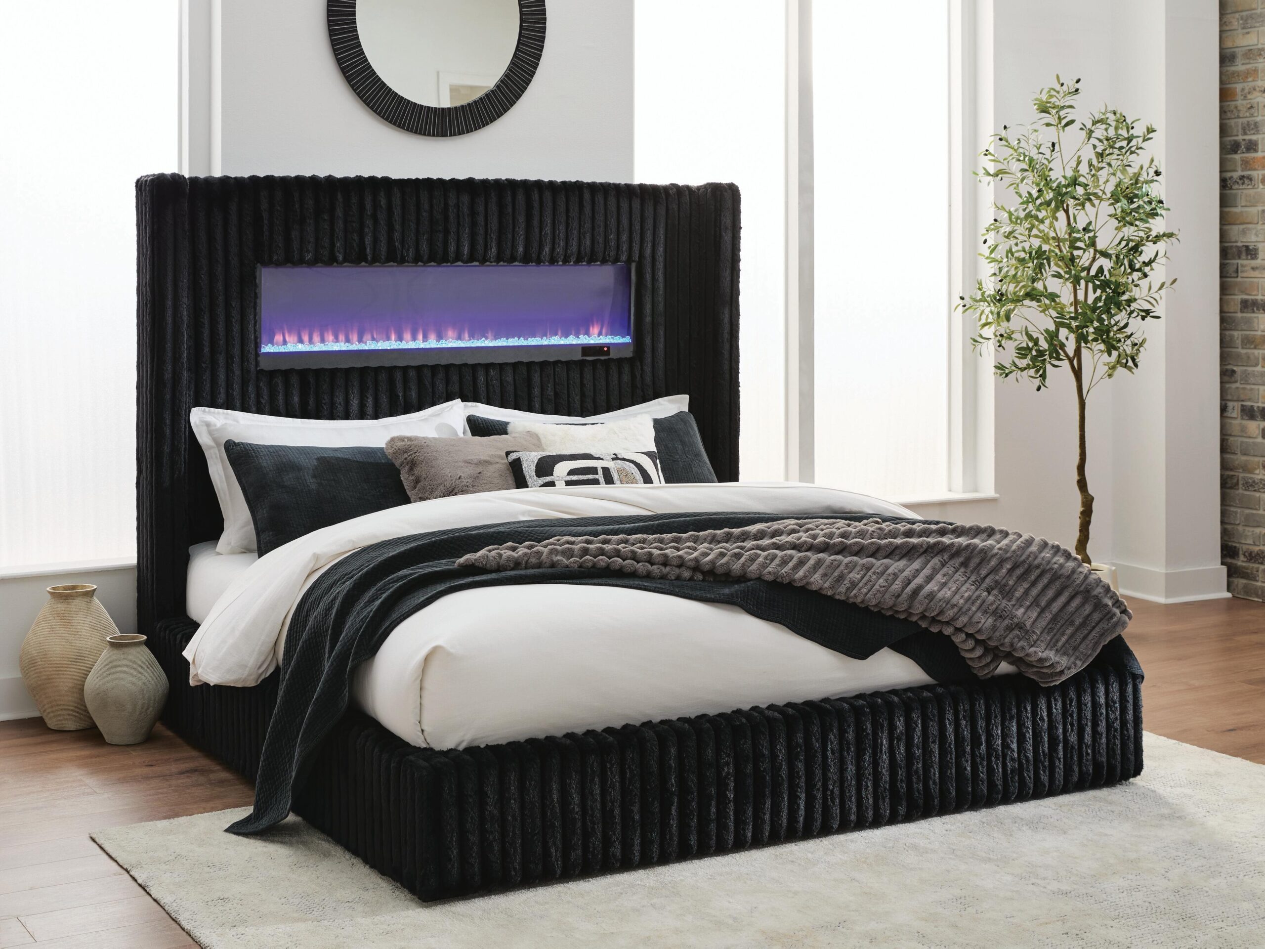 Tayleena - Upholstered Bed With Fireplace And Wireless Audio - Image 9