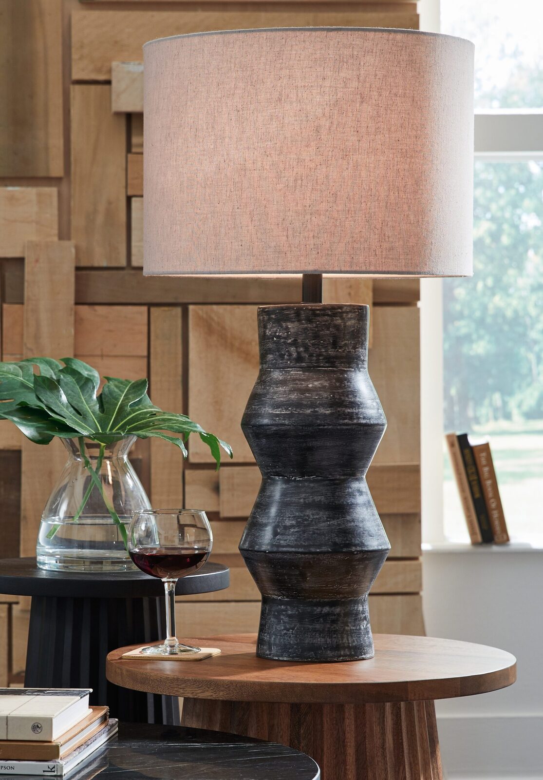 Kerbert - Terracotta Table Lamp - Distressed Black - Image 2