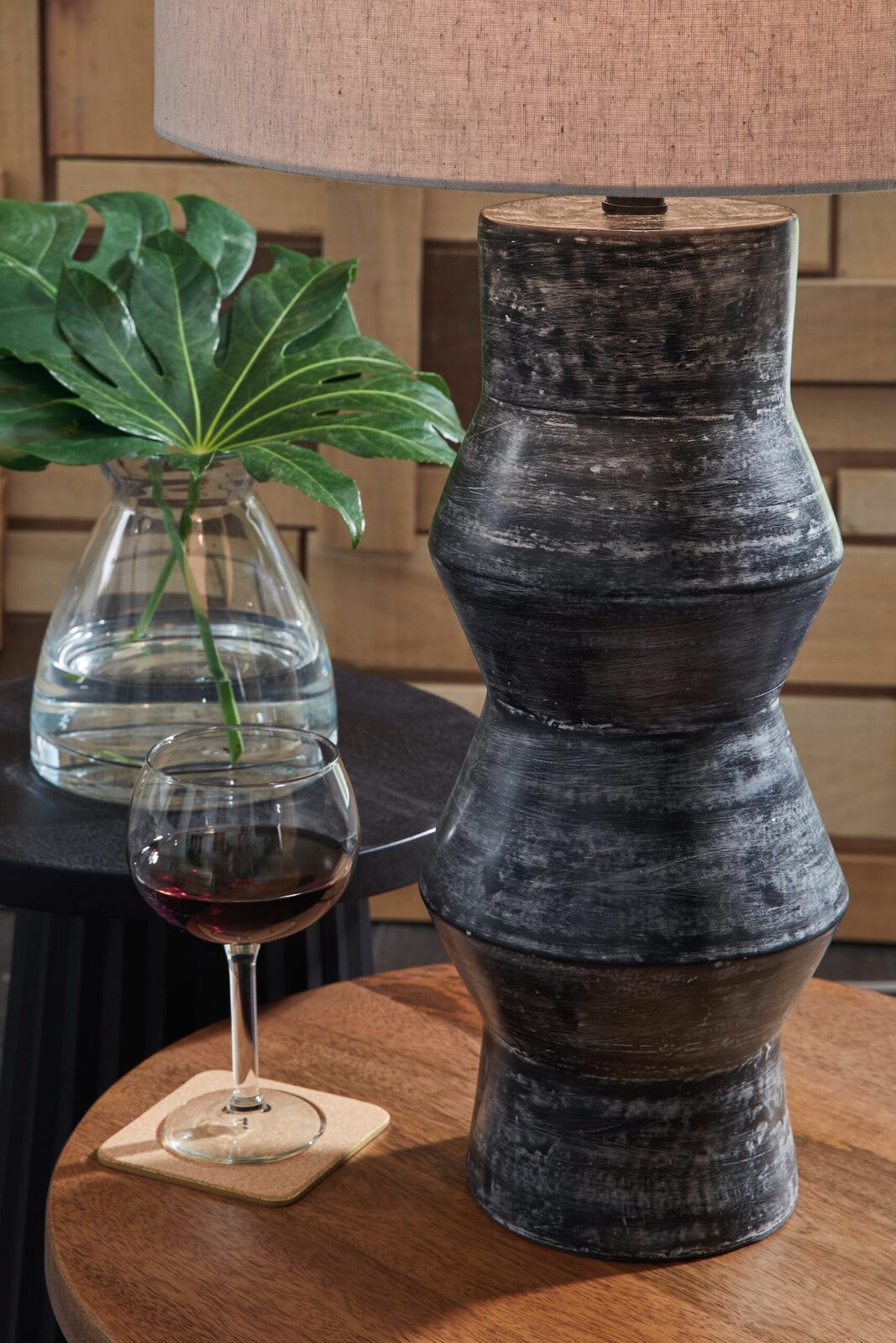 Kerbert - Terracotta Table Lamp - Distressed Black - Image 4