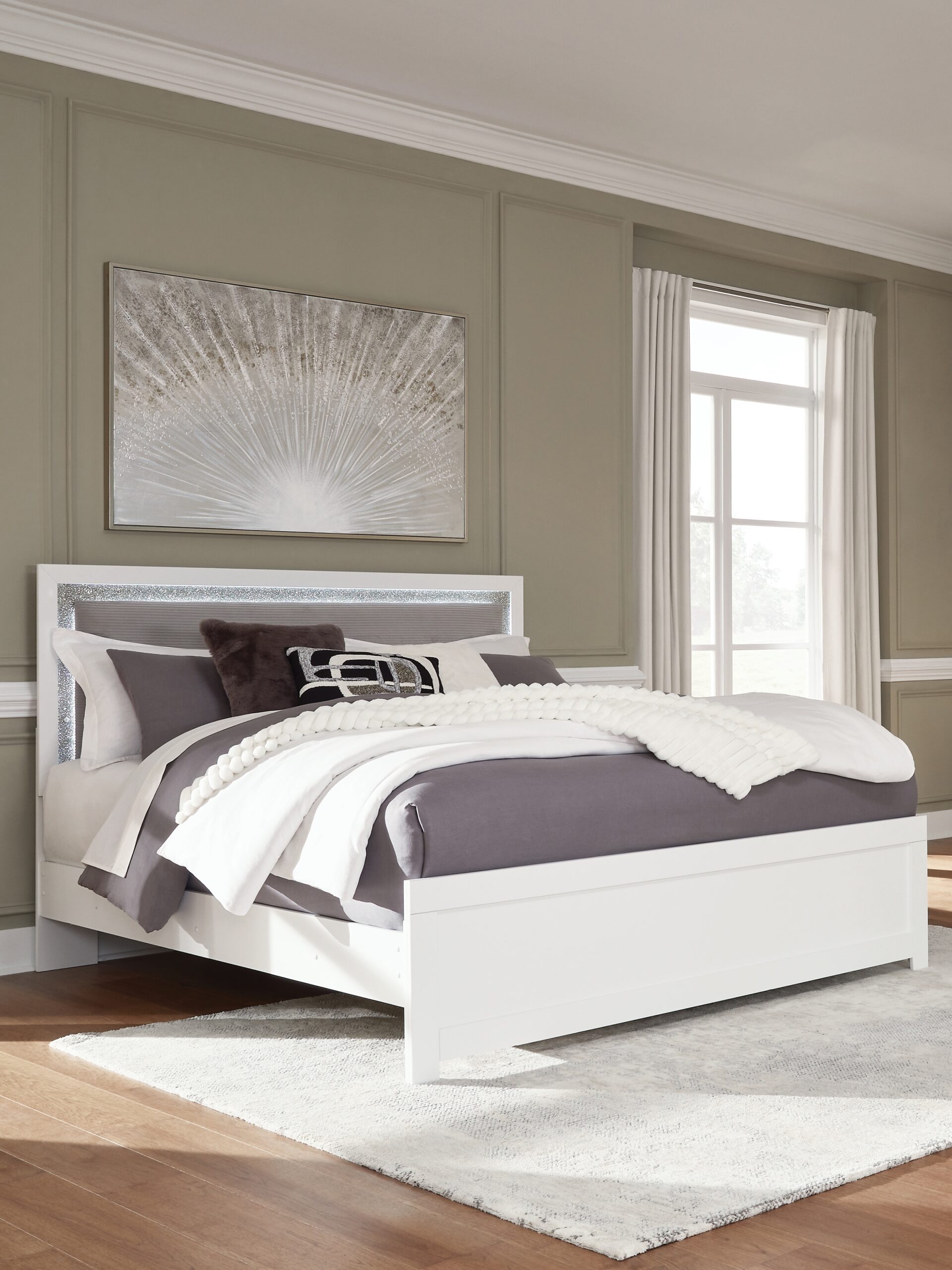 Maeling - Upholstered Panel Bed - Image 5
