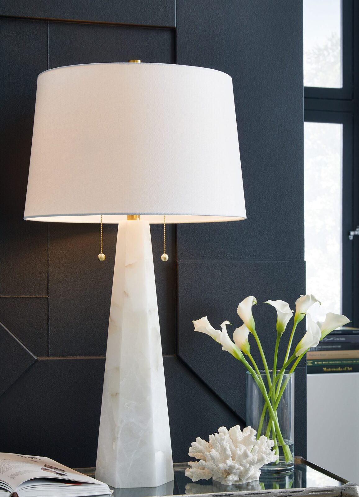 Laurellen - Alabaster Table Lamp - White - Image 2