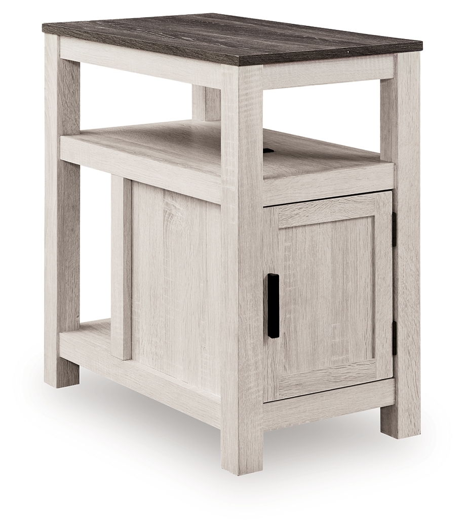 Fendenmore - Chair Side End Table - Image 3