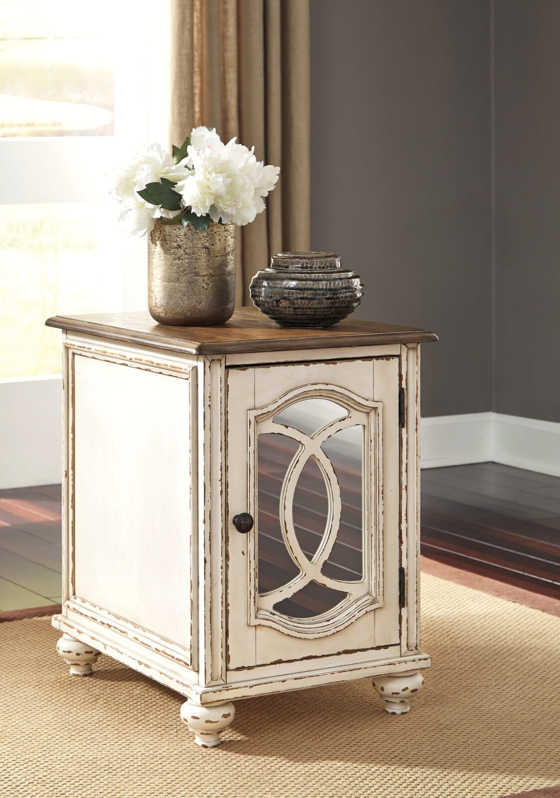 Realyn - Chair Side End Table - Insert Mirror - White / Brown - Image 2