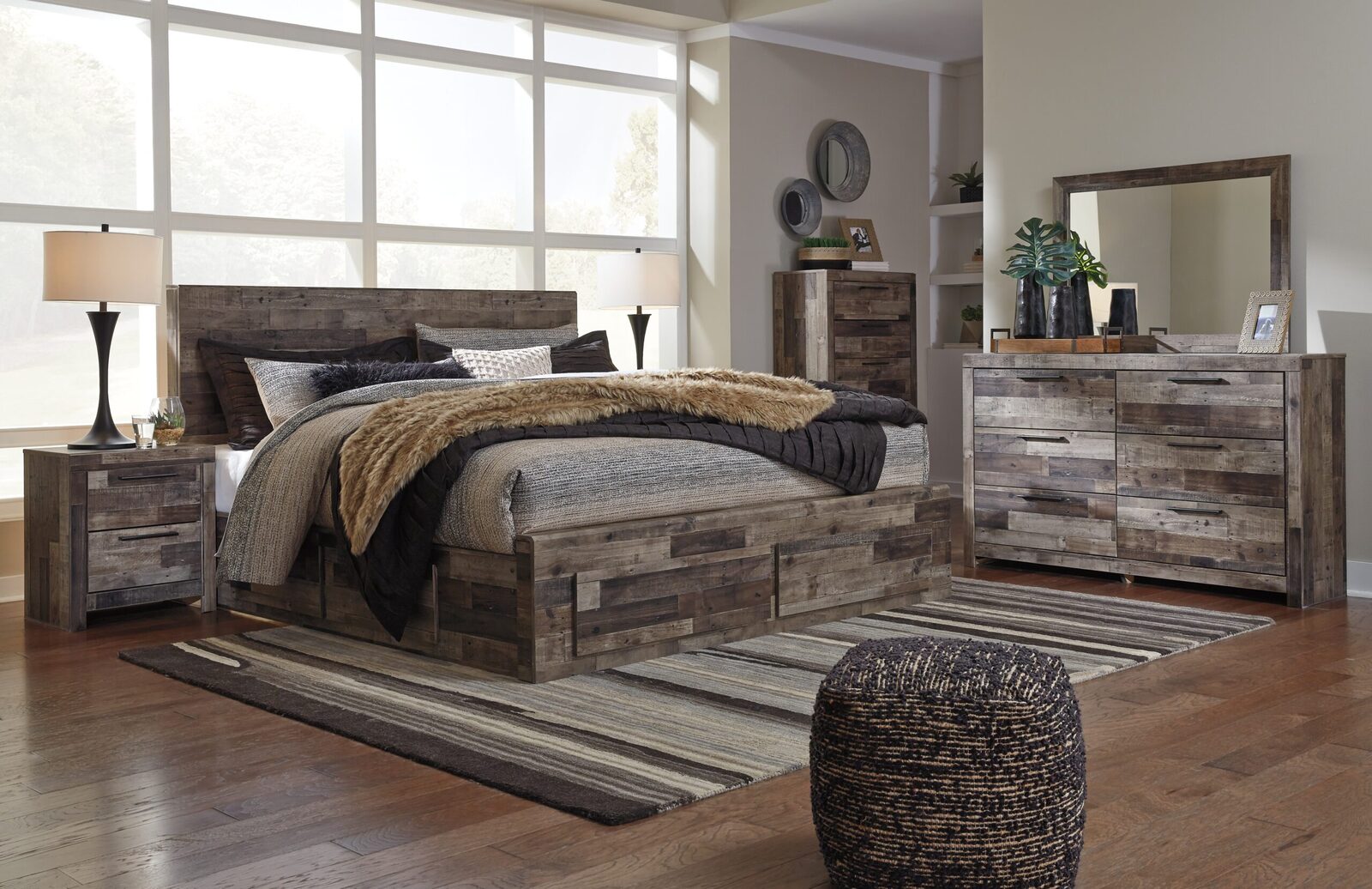 Derekson - Panel Bedroom Set - Image 2