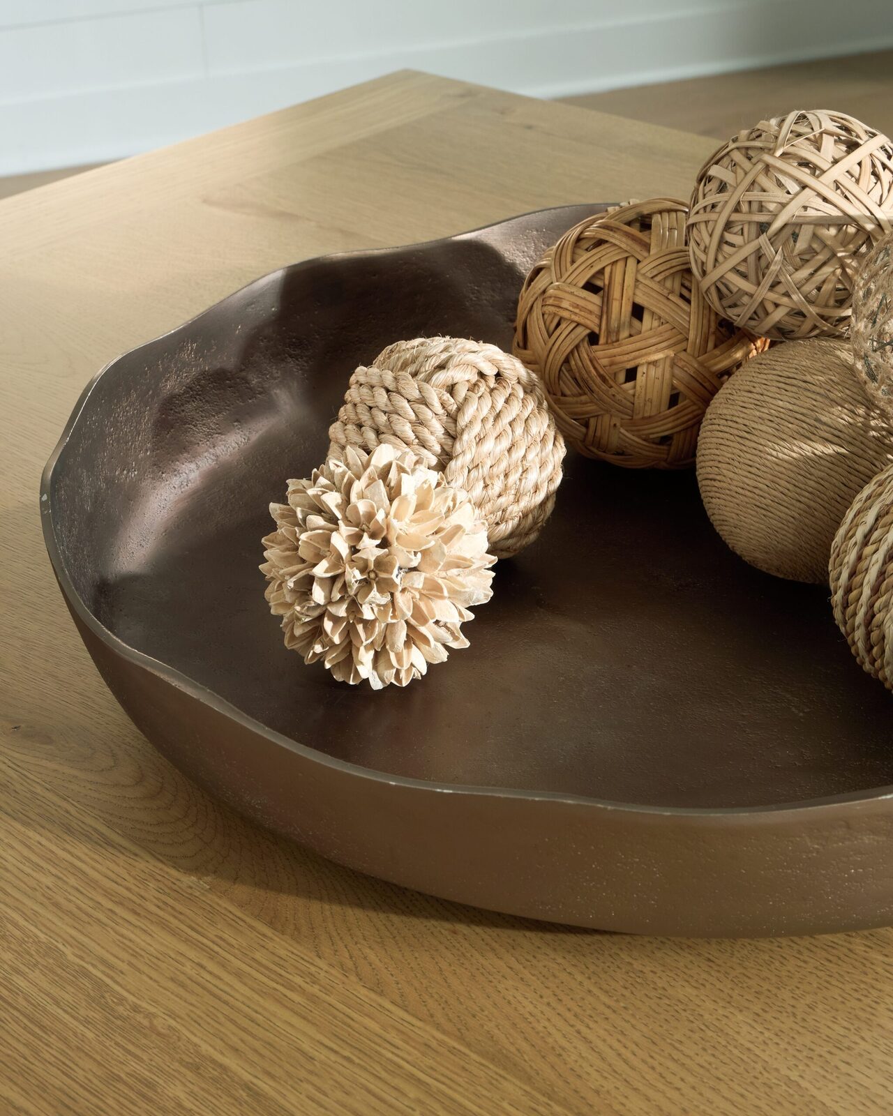 Wallmen - Tray - Champagne Gold Finish - Image 4