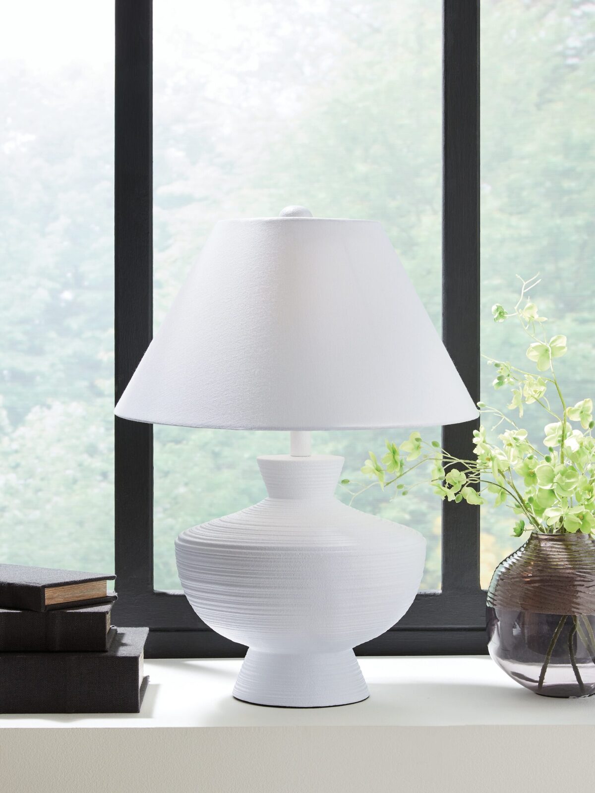 Harelwood - Poly Table Lamp - White - Image 2