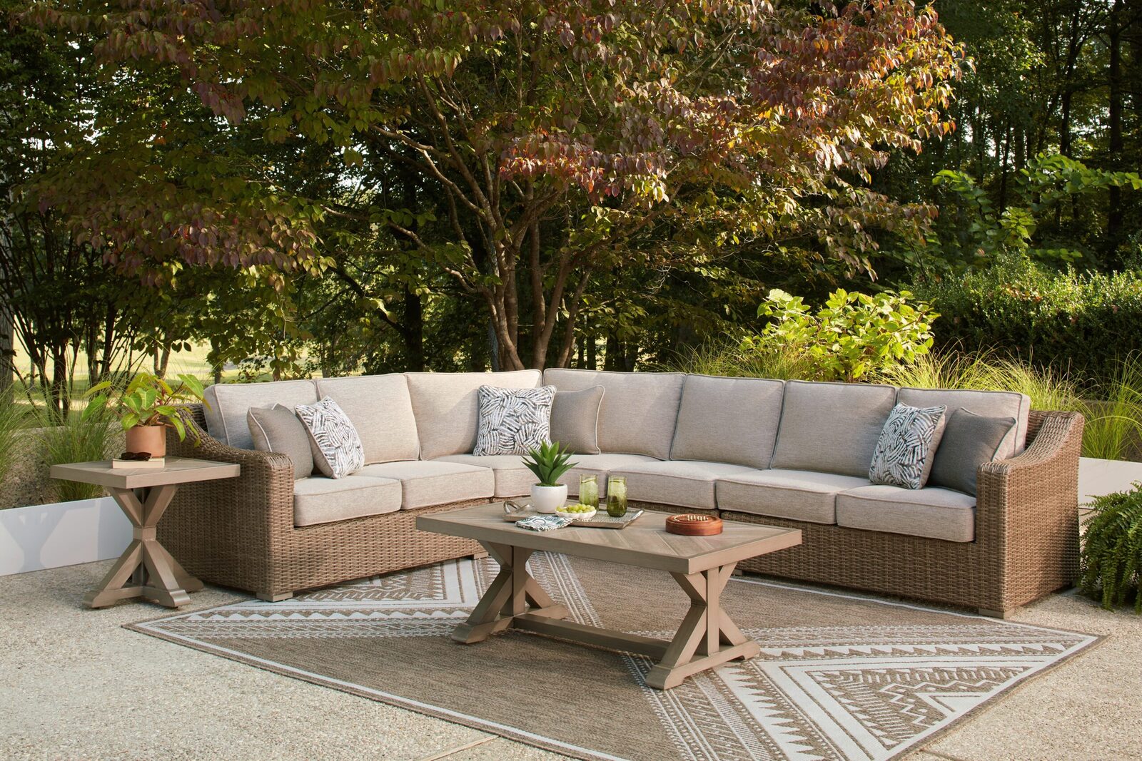 Laguna Heights - Outdoor Sectional - Image 7