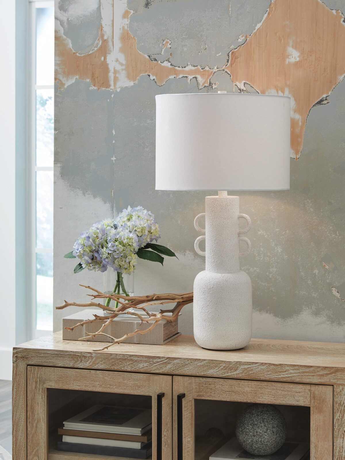 Perringhill - Metal Table Lamp - Distressed White - Image 2