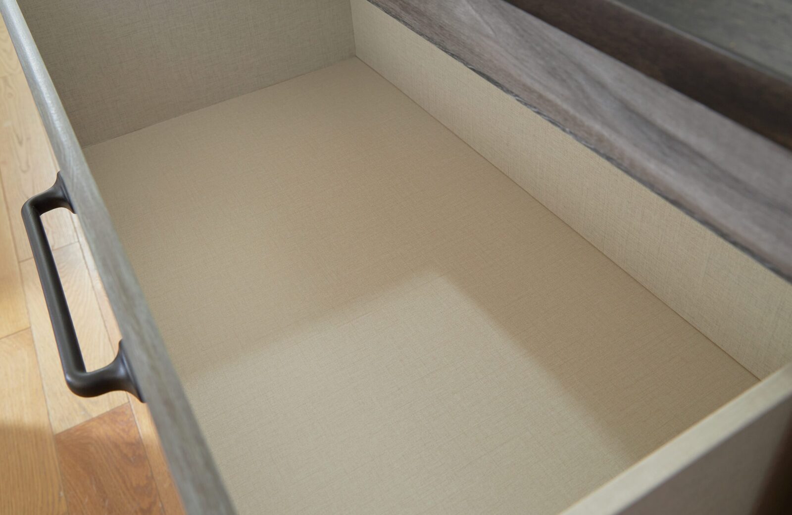 Bronyan - Four Drawer Chest - Dark Gray - Image 7