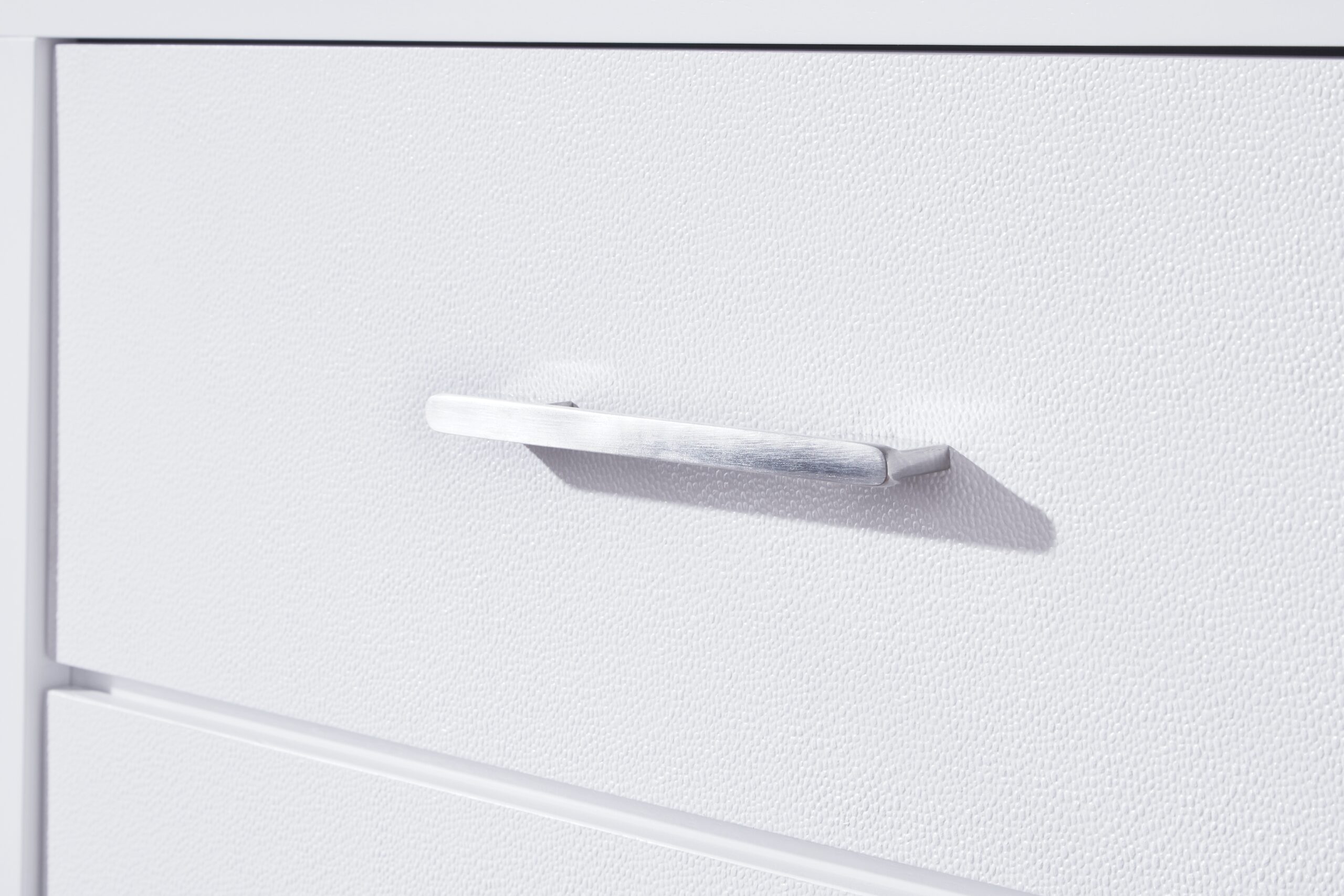 Jarlee - Four Drawer Chest - White - Image 6