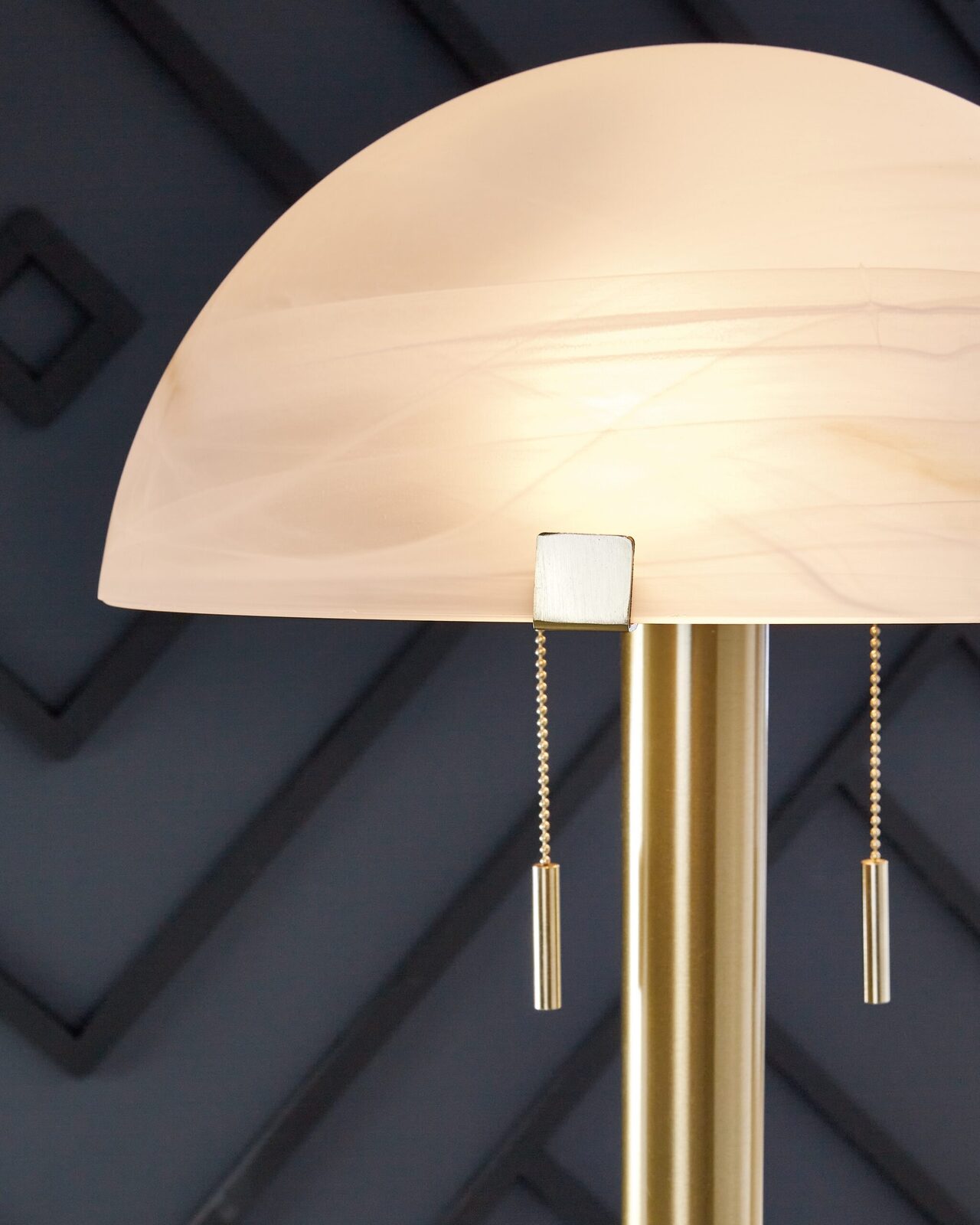 Tobbinsen - Metal Lamp - Image 3