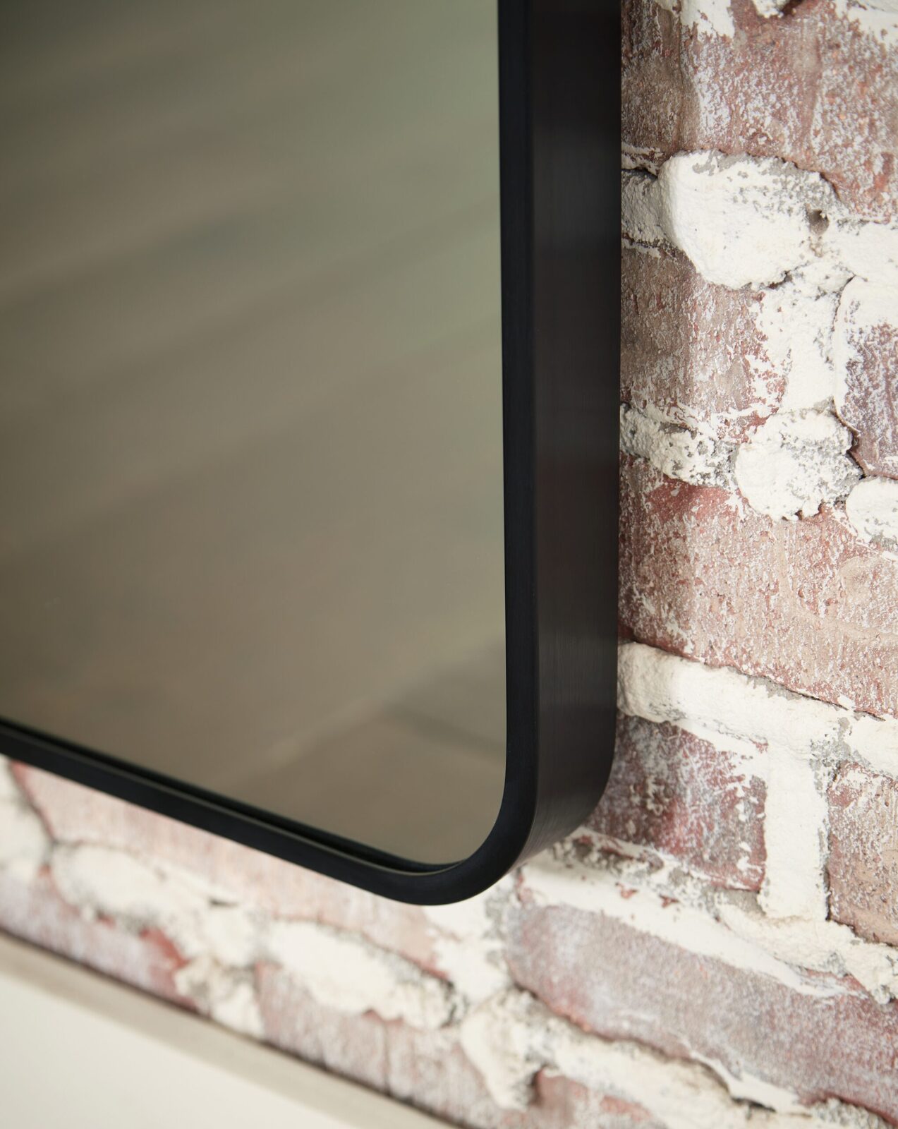 Sethall - Floor Mirror - Black - Image 7