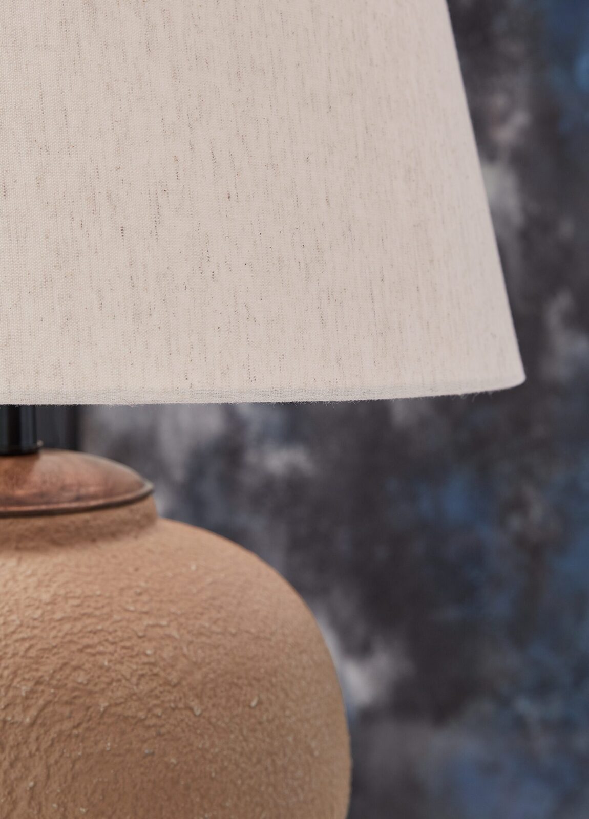 Scantor - Metal Table Lamp - Rust - Image 3