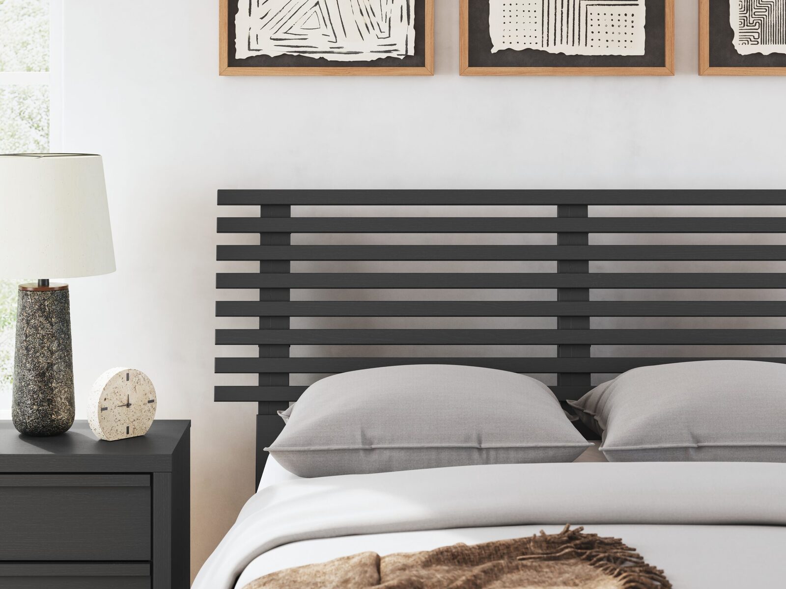 Danziar - Slat Panel Bed - Image 9