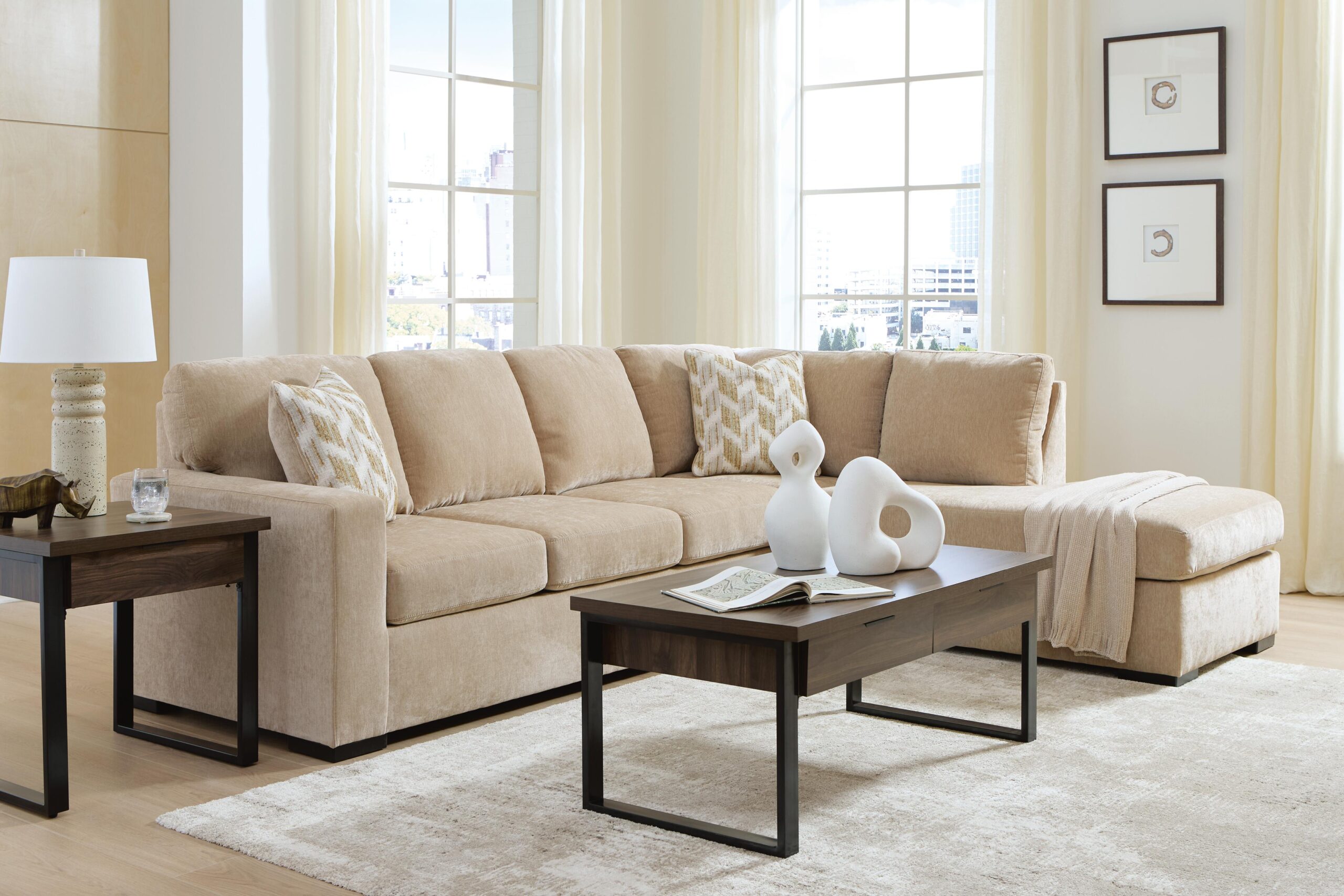Bridgepoint - Sectional - Image 4
