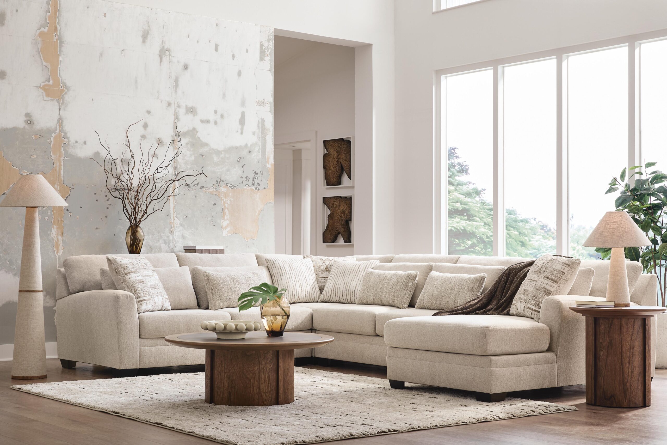 Mandi Point - Sectional - Image 9